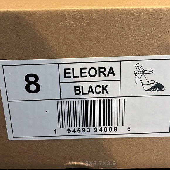 Journee Collection Eleora Pump - Picture 6 of 6